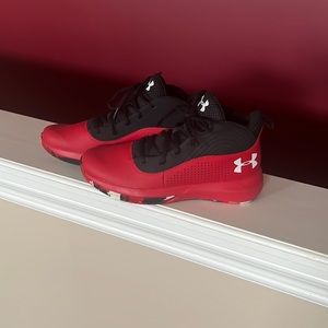 Big Kids Under Armour Shoes size 6Y